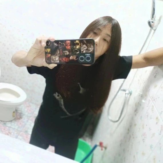 chat find love, chat  from Bangkok