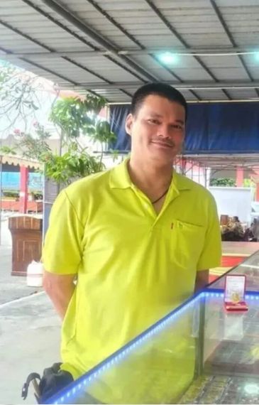 chat find love, chat  from Bangkok