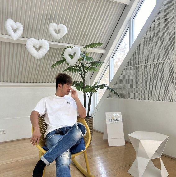 chat looking for friends