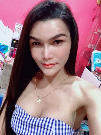 แชท โสด, แชทสด ที่อยู่ กรุงเทพมหานคร