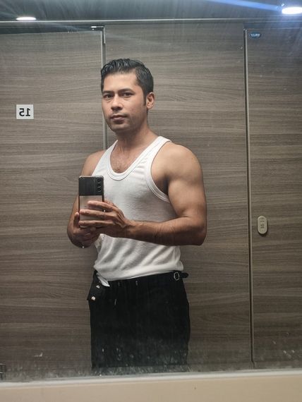 แชท หาแฟน, หาเพื่อนเที่ยว  ที่อยู่ กรุงเทพมหานคร