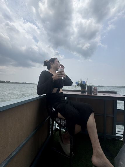 chat find love, chat  from Bangkok