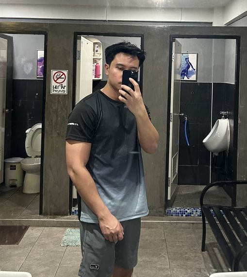 แชท หากิ๊ก, โสด  ที่อยู่ กรุงเทพมหานคร