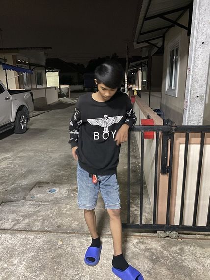 chat looking for friends from Chon Buri
