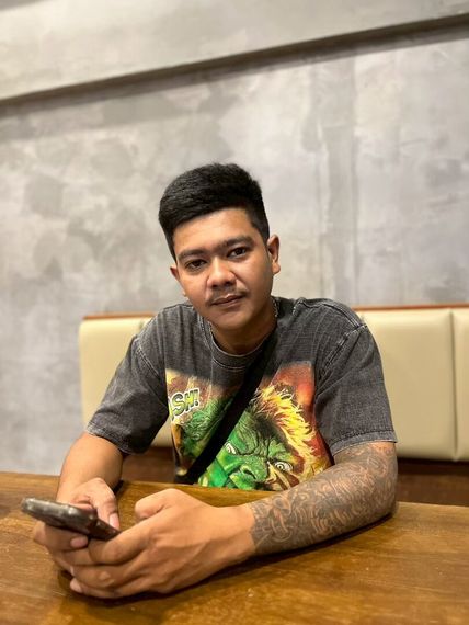 chat date  from Nakhon Si Thammarat