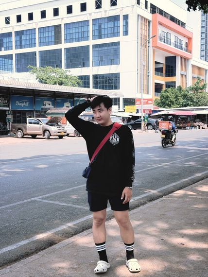 แชท หากิ๊ก, โสด 