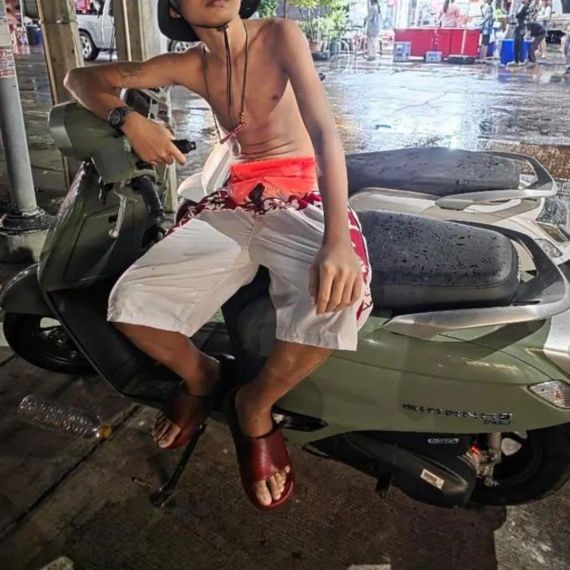 แชท หาแฟน, นัดเจอ  ที่อยู่ กรุงเทพมหานคร