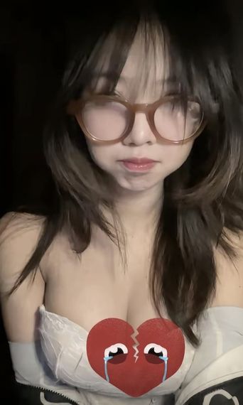 chat looking for friends  from Chiang Mai