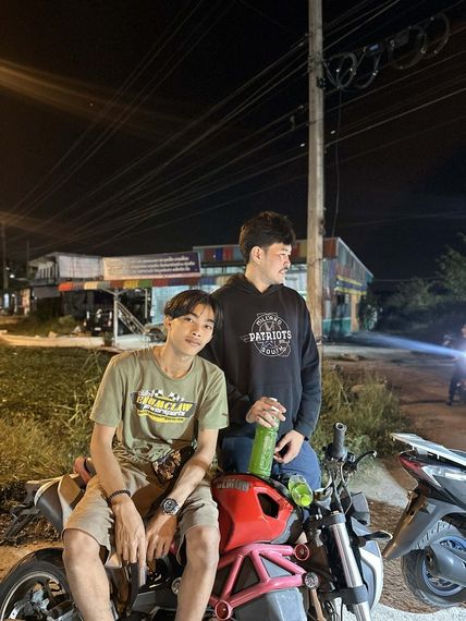 แชท แชทเปิดกล้อง  ที่อยู่  ปทุมธานี