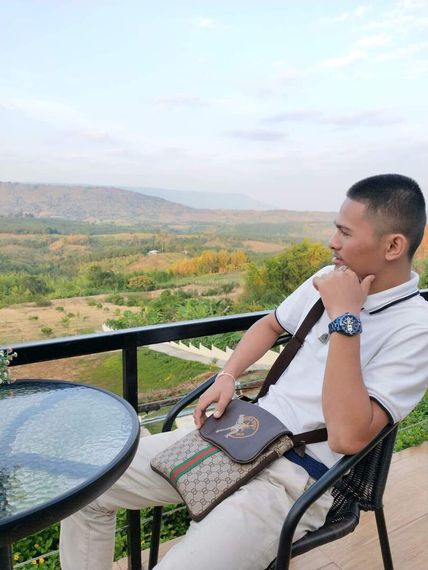 chat find love, single  from Bangkok