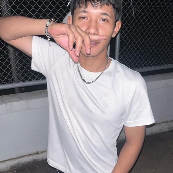 chat looking for friends 