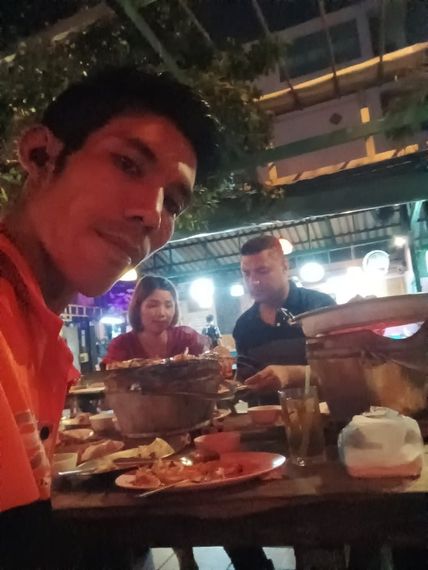 แชท หาเพื่อนคุย 