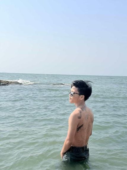 แชท หาเพื่อนคุย, โสด  ที่อยู่  ชลบุรี