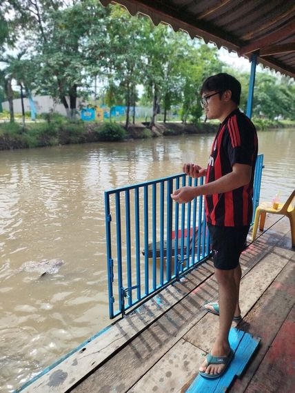 แชท หากิ๊ก 