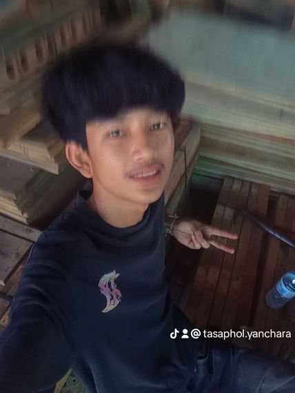 chat single  from Phra Nakhon Si Ayutthaya