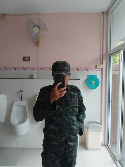 chat looking for friends