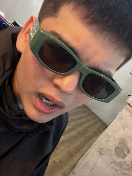 chat find love, single from Bangkok