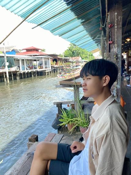 แชท หาเพื่อนเที่ยว, หากิ๊ก 