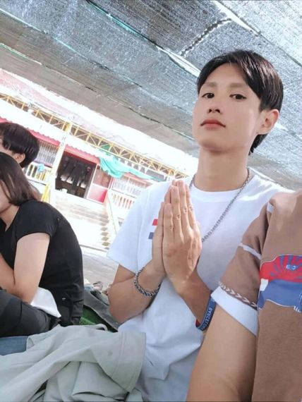 แชท หากิ๊ก, นัดเจอ 