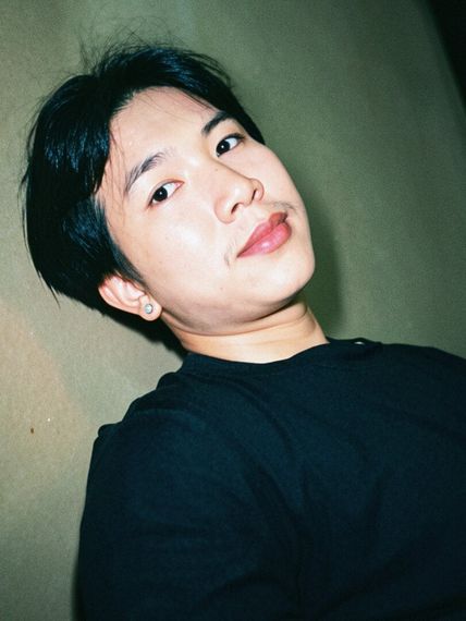 แชท หากิ๊ก, โสด  ที่อยู่  สมุทรสาคร