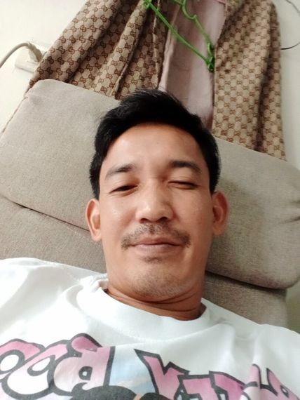 chat looking for friends 