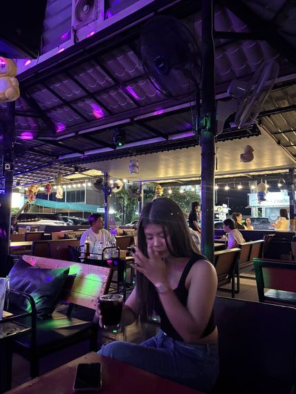 แชท หาแฟน, โสด 