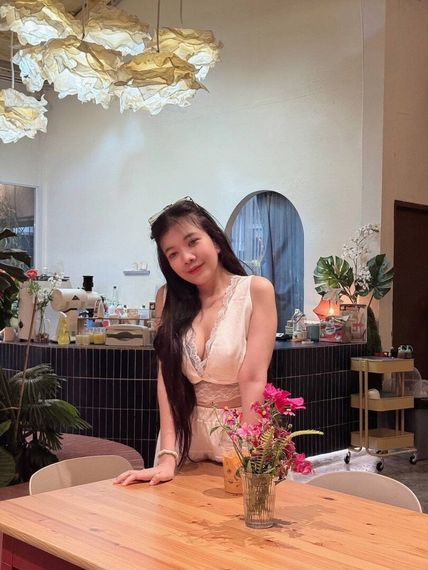 chat chat, camera chat  from Nonthaburi