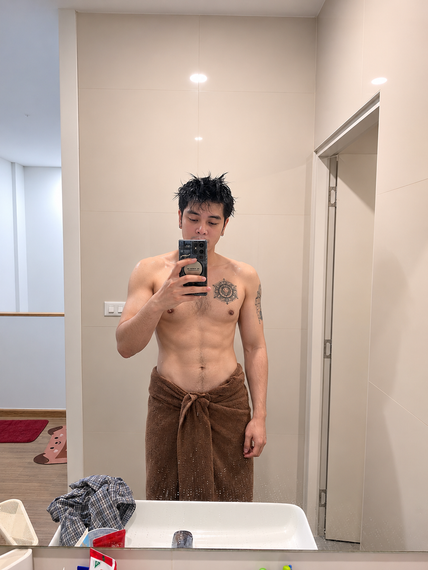 chat find love, chat  from Bangkok