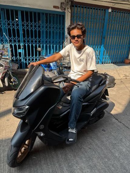 chat looking for friends  from Bangkok