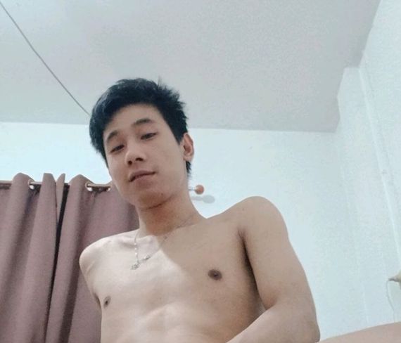 แชท หาเพื่อนคุย, โสด 