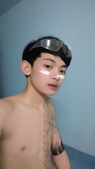 แชท แชทเปิดกล้อง, นัดเจอ 