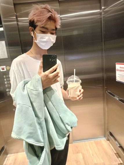 chat date from Bangkok