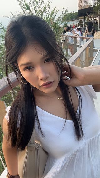 chat looking for friends  from Chon Buri