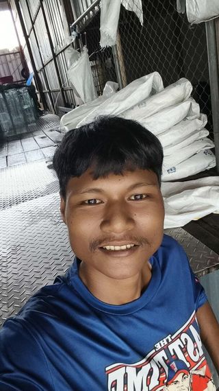 chat looking for friends  from Nonthaburi