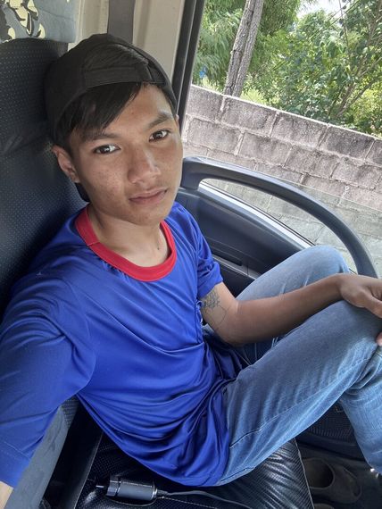 chat looking for friends 