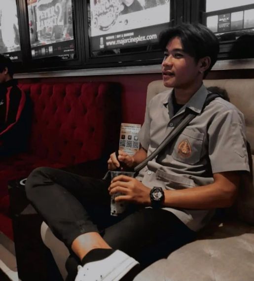 chat chat, single  from Rayong