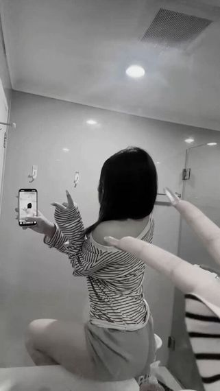 แชท หาเพื่อนคุย, โสด 