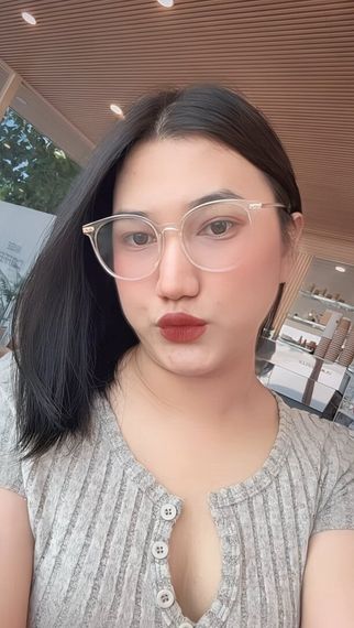 แชท หาเพื่อนคุย  ที่อยู่  ชลบุรี