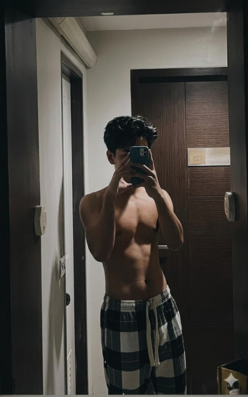 แชท หากิ๊ก, โสด  ที่อยู่  สมุทรปราการ