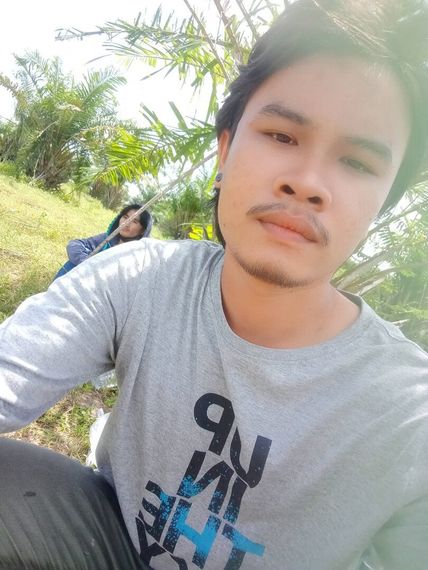 chat chat, hangout  from Samut Prakarn