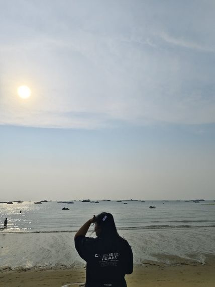 chat find love, chat from Bangkok
