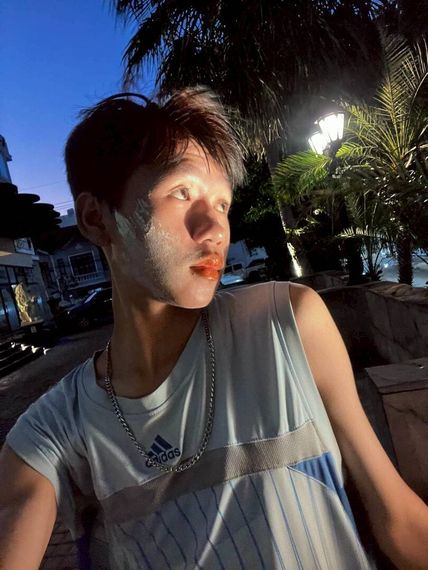 chat looking for friends from Chon Buri