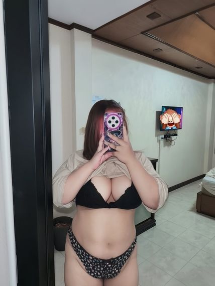 chat single from Nakhon Sawan