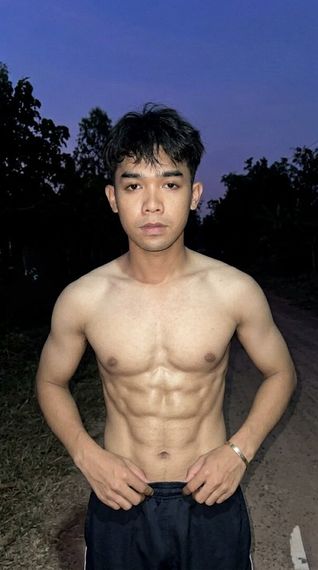 แชท หาเพื่อนคุย, โสด 