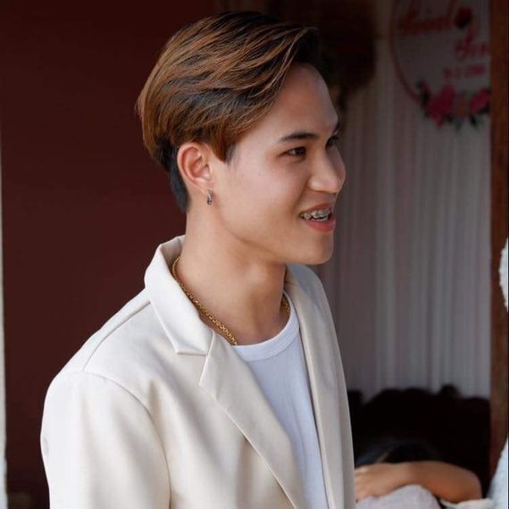chat date  from Nakhon Pathom