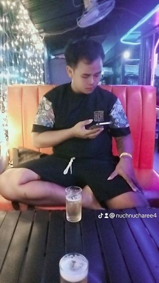 แชท หากิ๊ก 