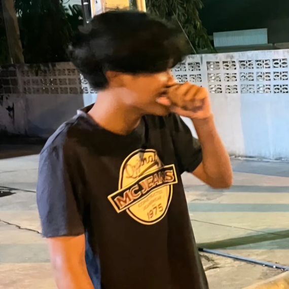 แชท หากิ๊ก, นัดเดท  ที่อยู่  สมุทรสาคร