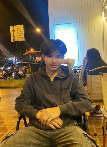 แชท หากิ๊ก 