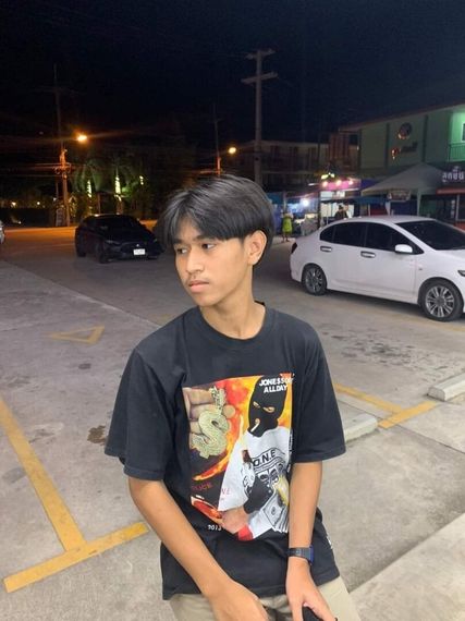 chat looking for friends  from Bangkok