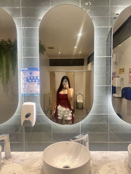 chat chat, single from Bangkok